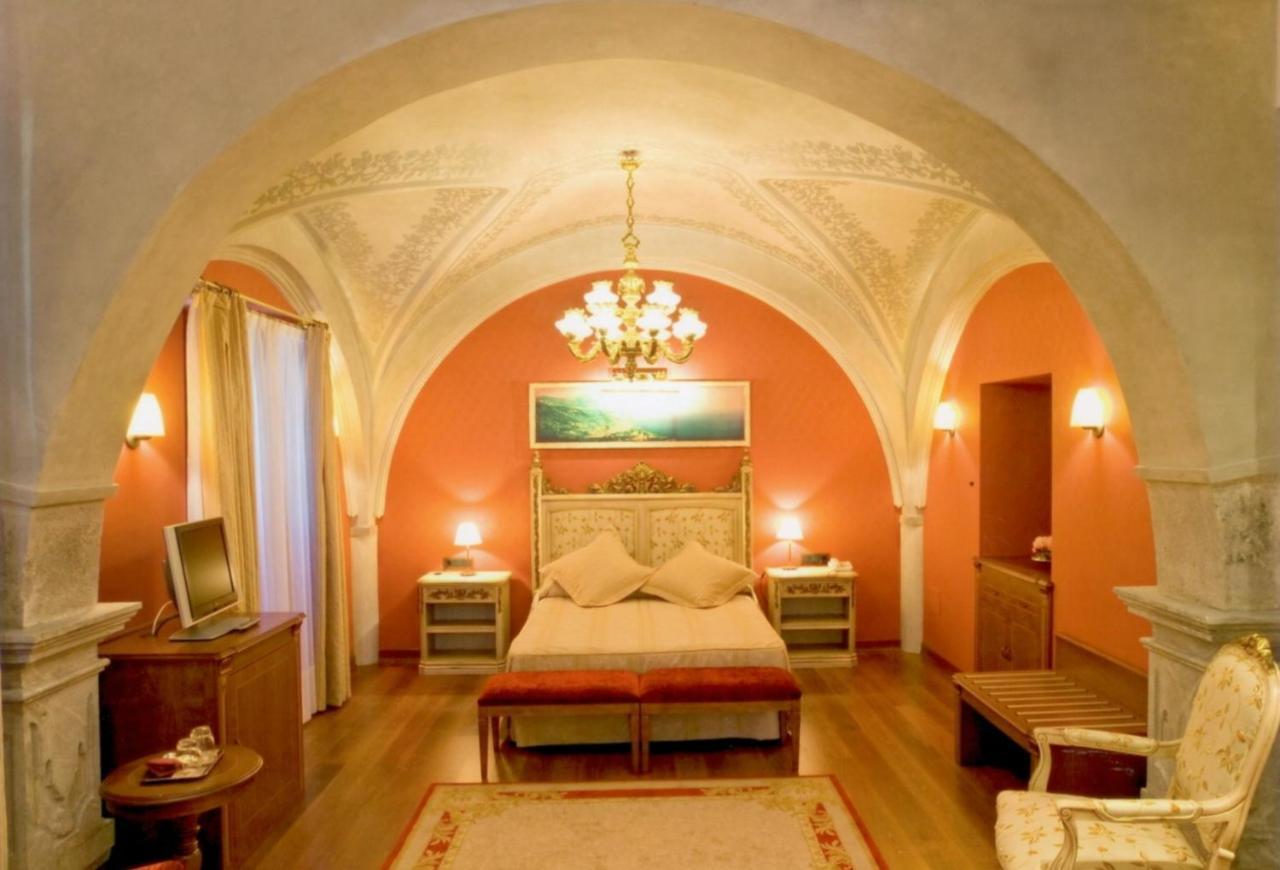 Hotel Palacio De La Magdalena Soto Del Barco Bagian luar foto