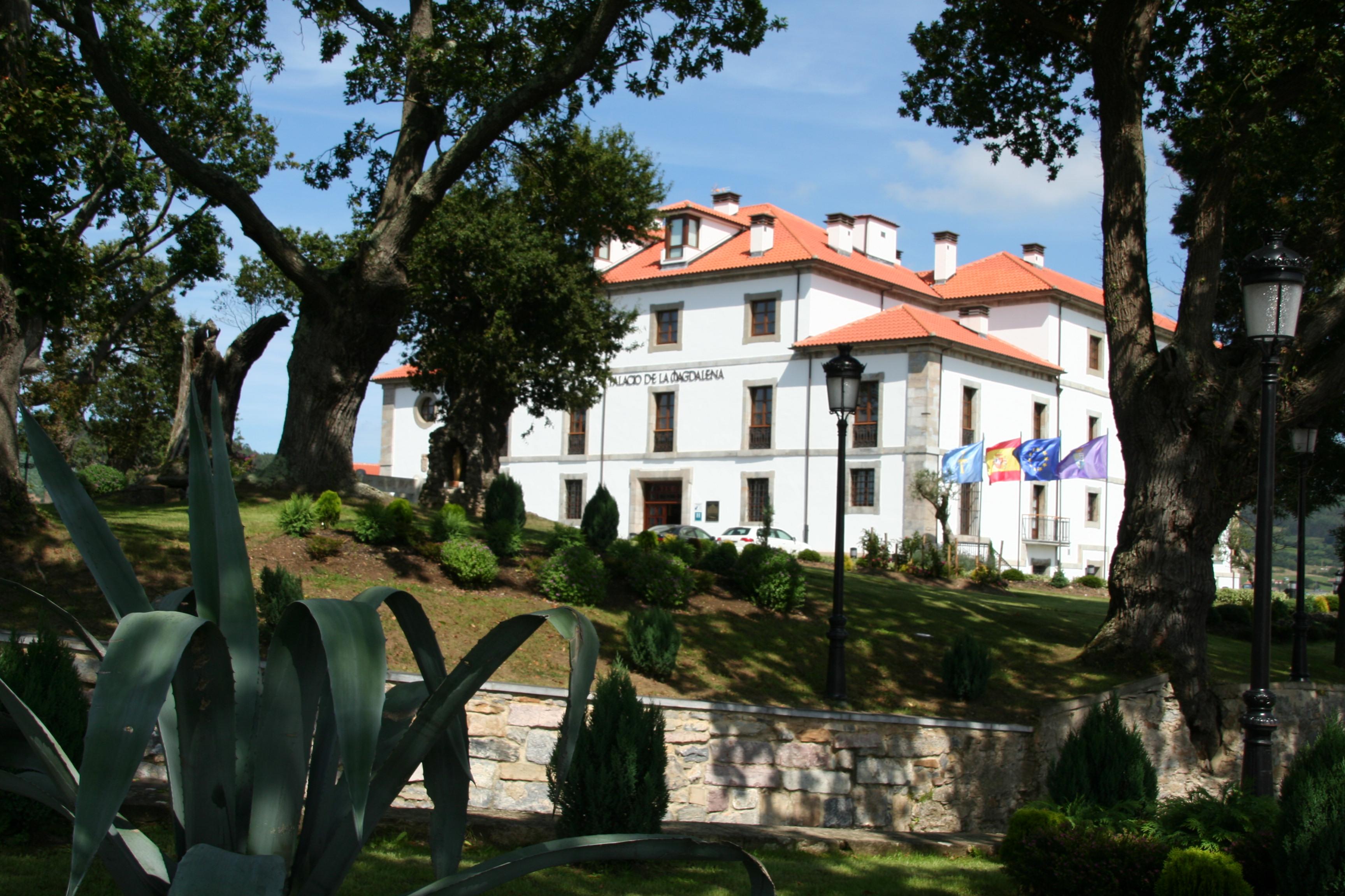 Hotel Palacio De La Magdalena Soto Del Barco Bagian luar foto